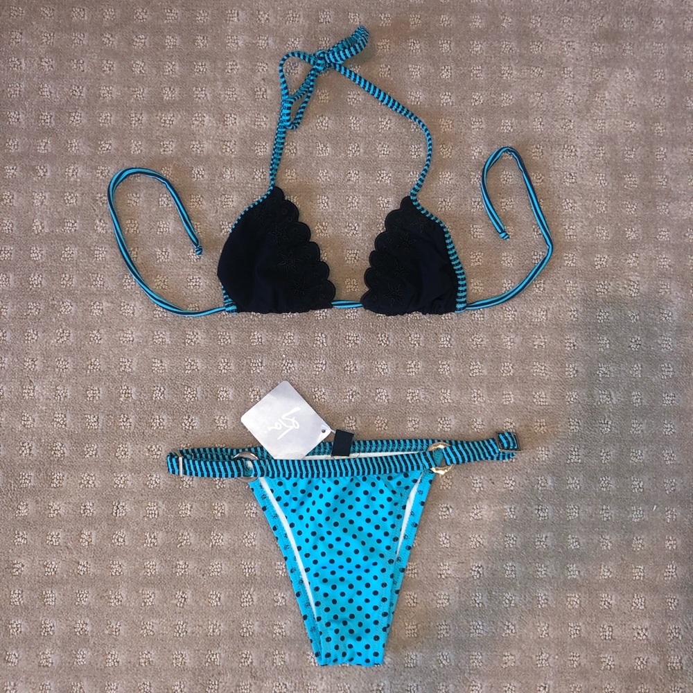 💙🖤Black and Blue Bikini🖤💙